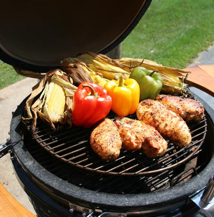 Vision Grills | Professional C-Series Ceramic Kamado in Black C-4C1F1